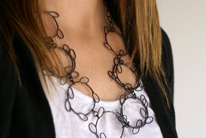 Circle leaf necklace - sample sale
