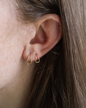 Extra Small Curve Threader Earrings in silver or gold-filled
