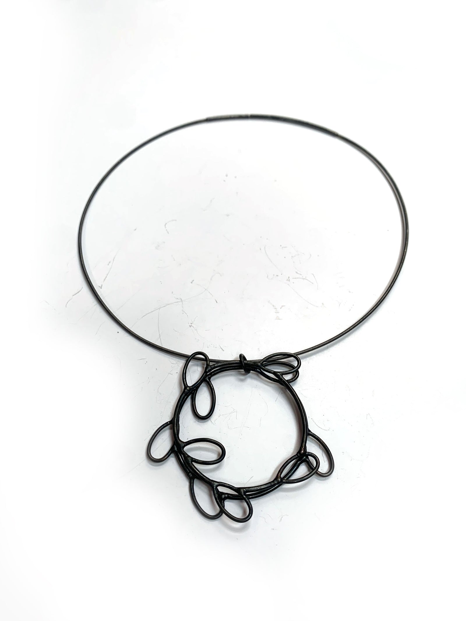 Circle leaf pendant - sample sale
