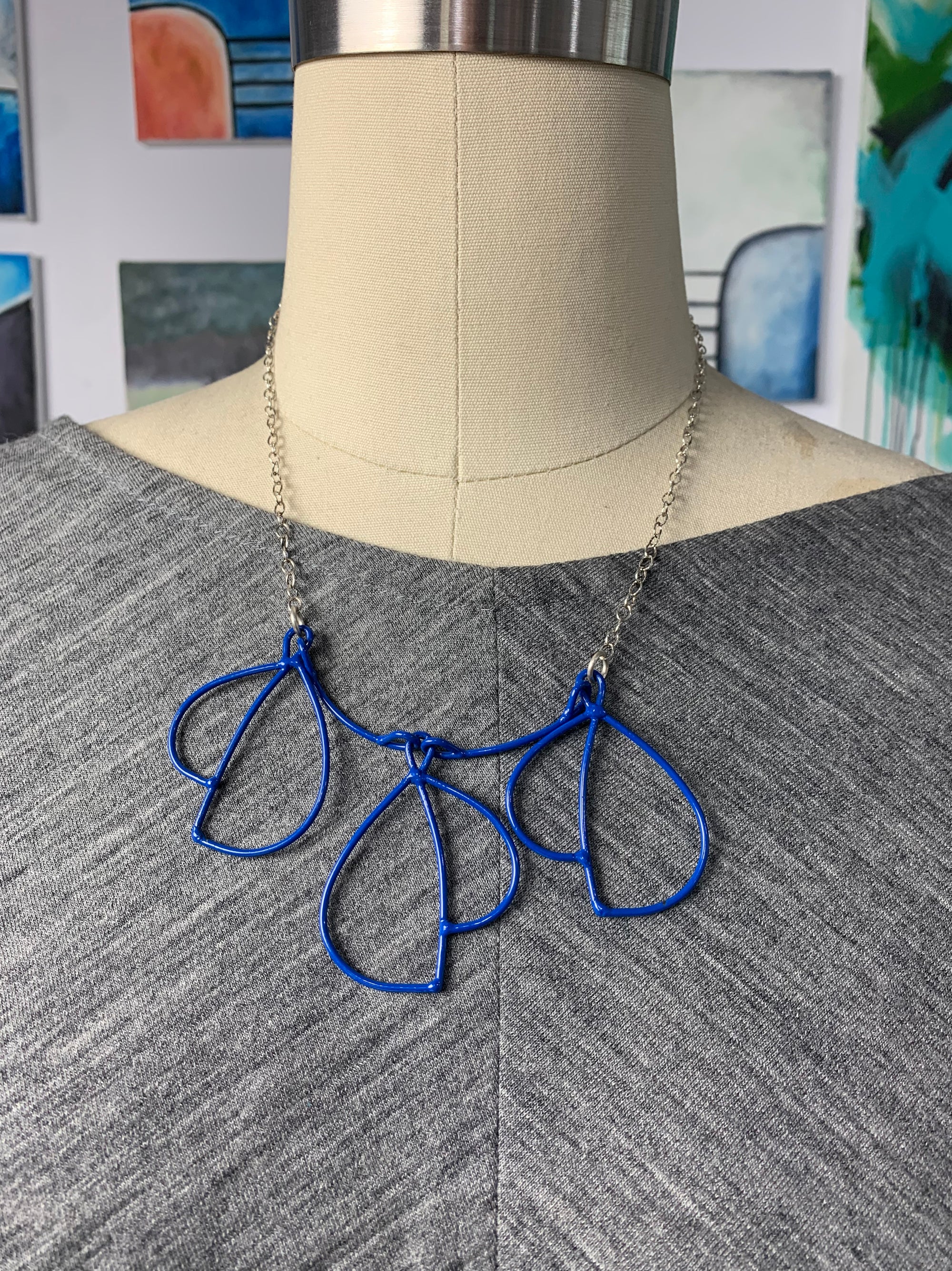 Trivolo Necklace in Electric Blue