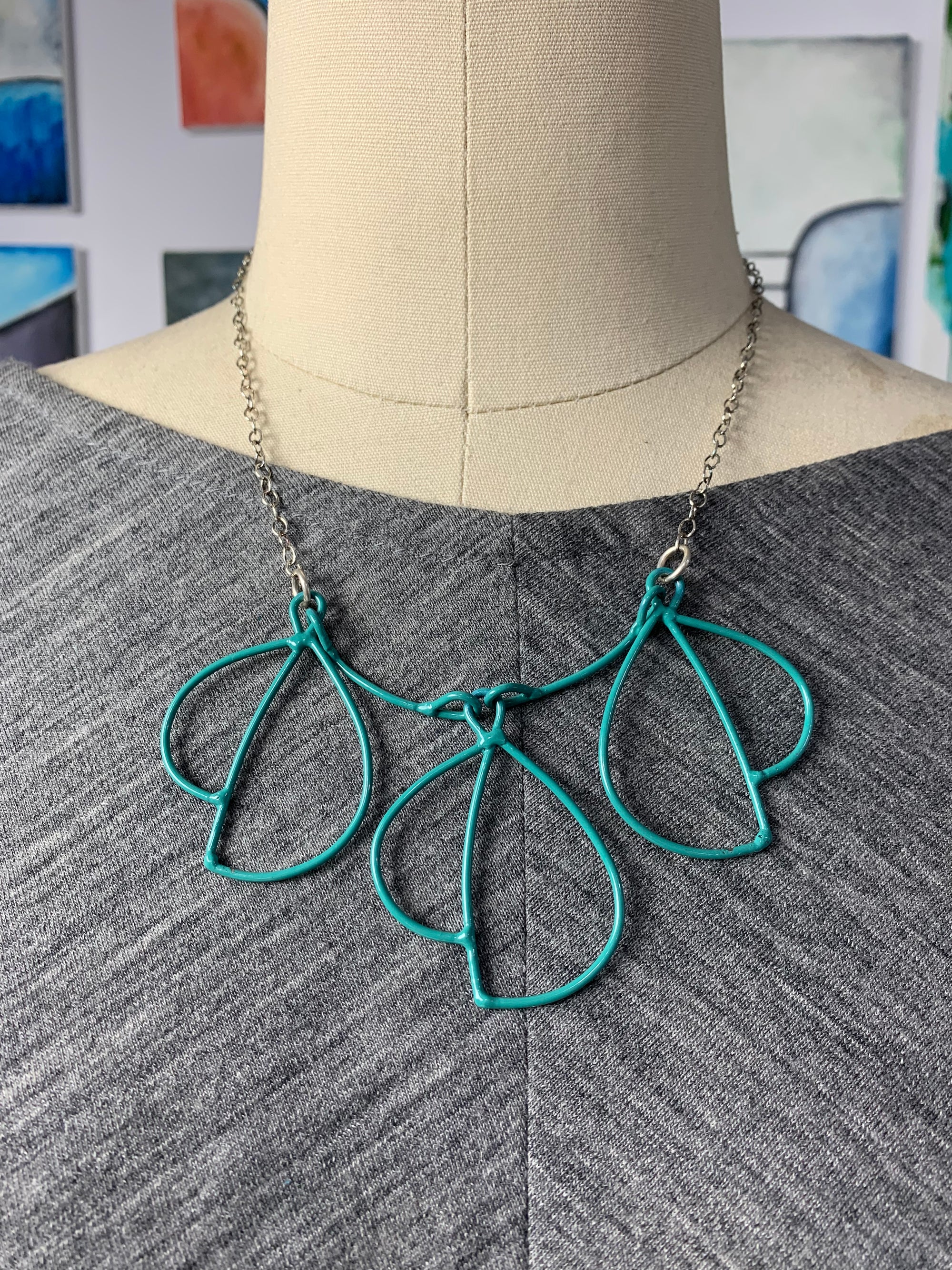 Trivolo Necklace in Dark Mint