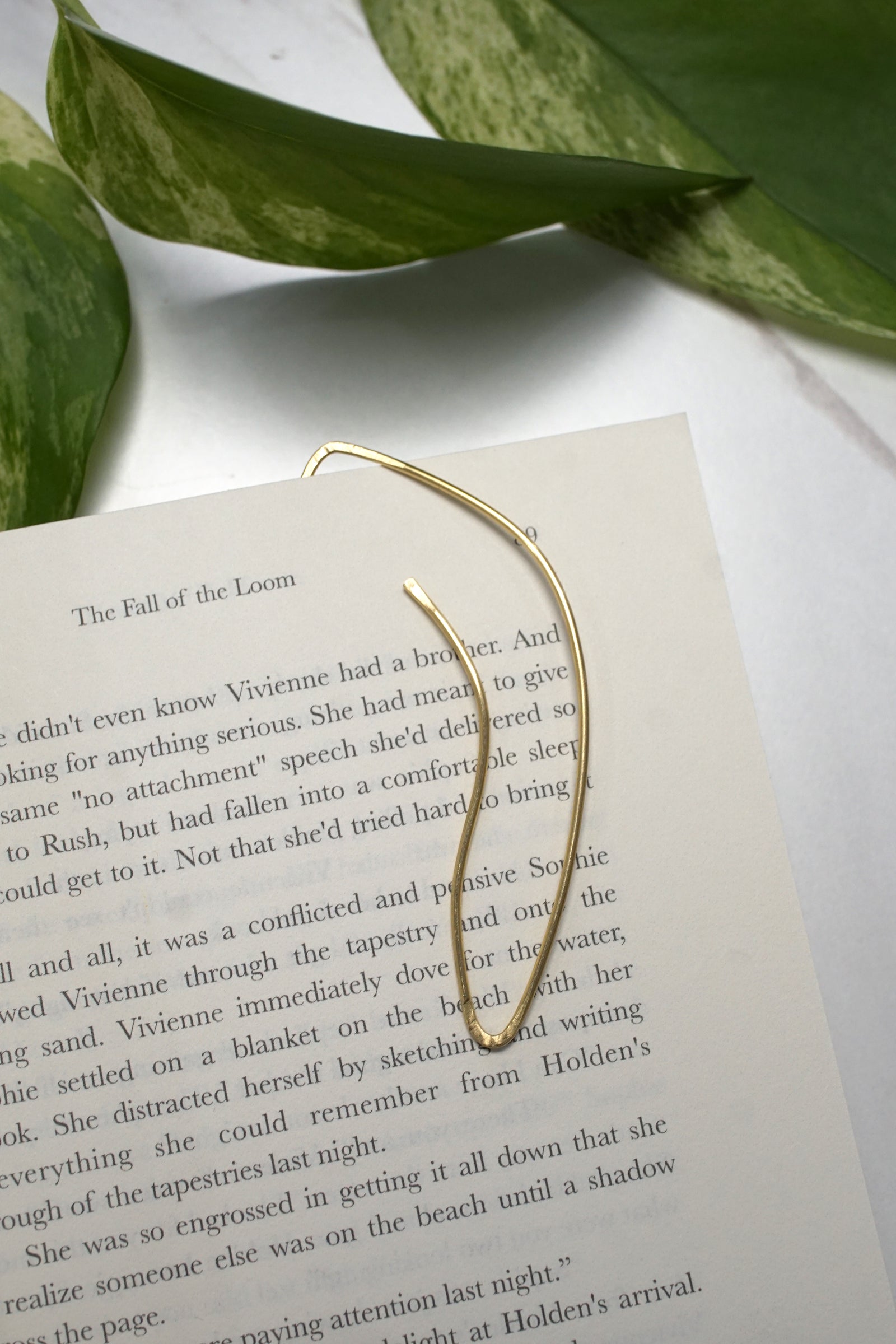 Galbe Cheeky Botanical Brass Bookmark
