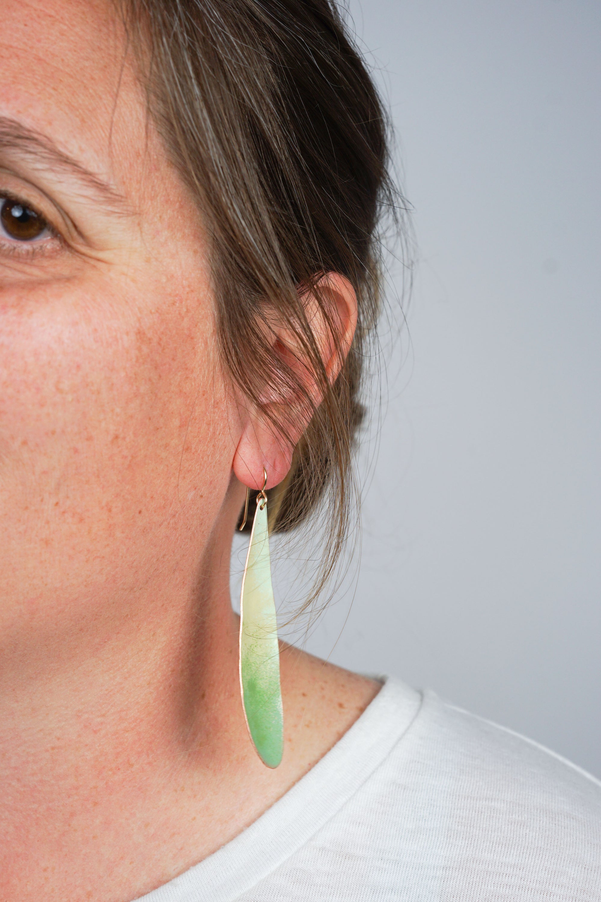 Long Chroma Earrings in Green Sand and Pale Green