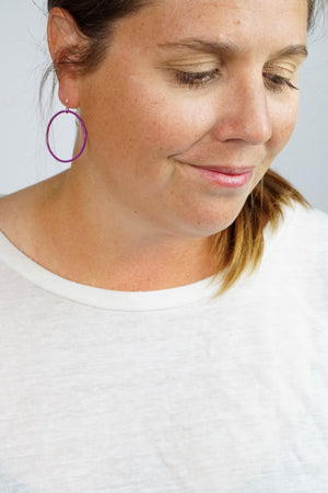 Medium Evident Earrings in Radiant Orchid - sample sale