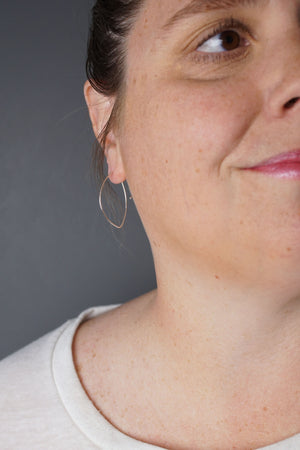 Petit Peche Threader Hoop Earrings in silver or gold-filled