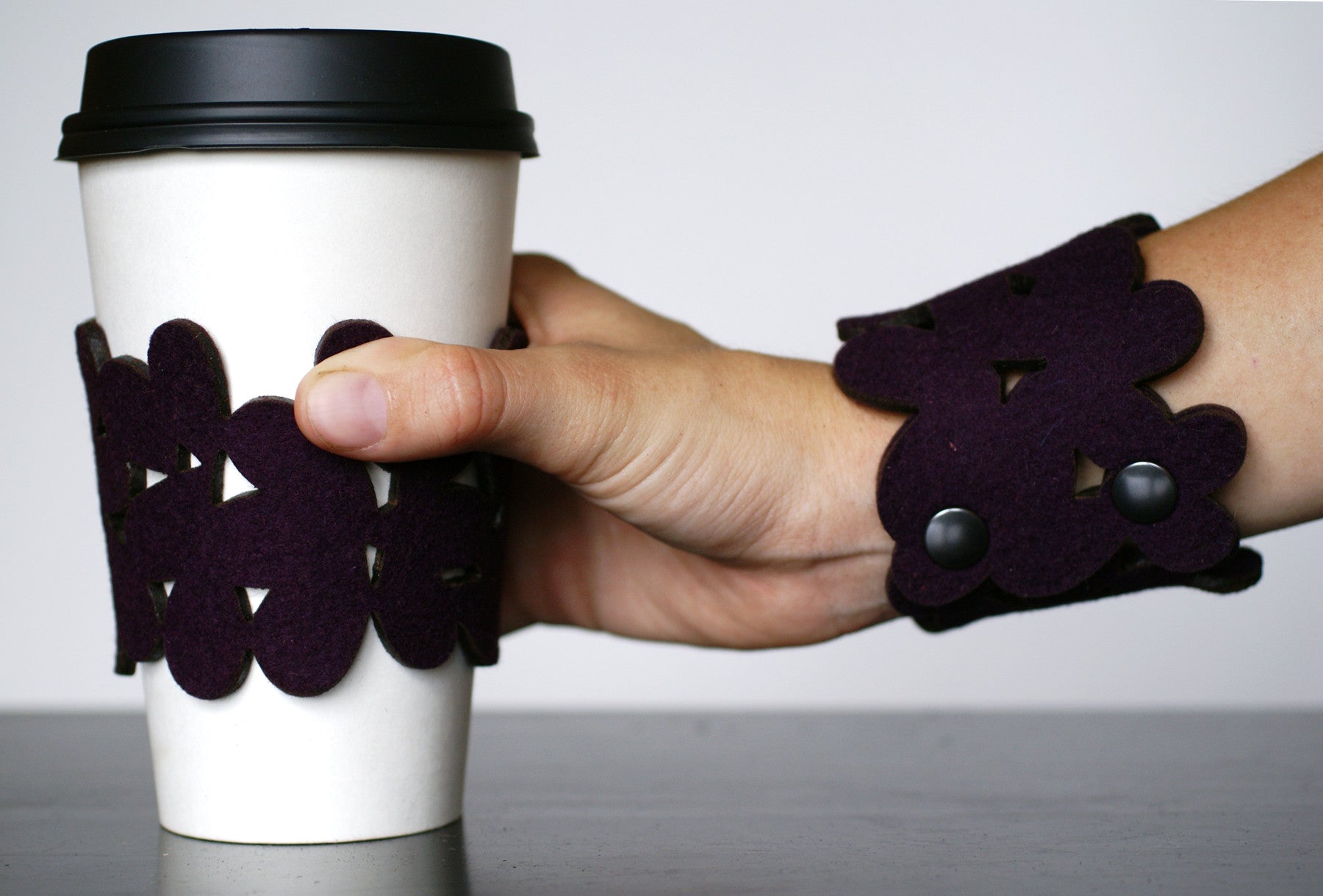 cozy/cuff SNAP - aubergine