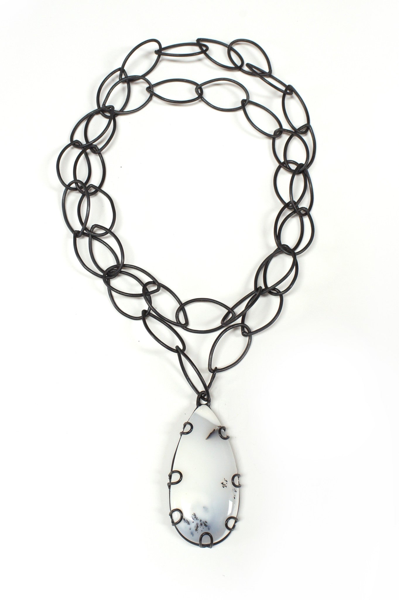 long Contra necklace