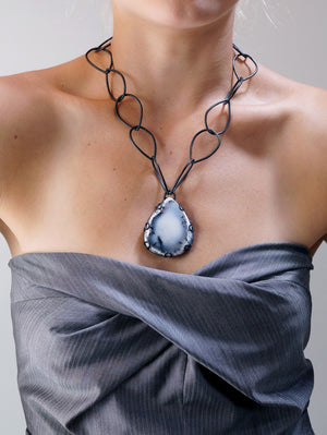 bold Contra necklace