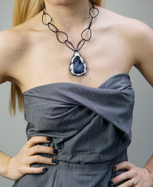 bold Contra necklace