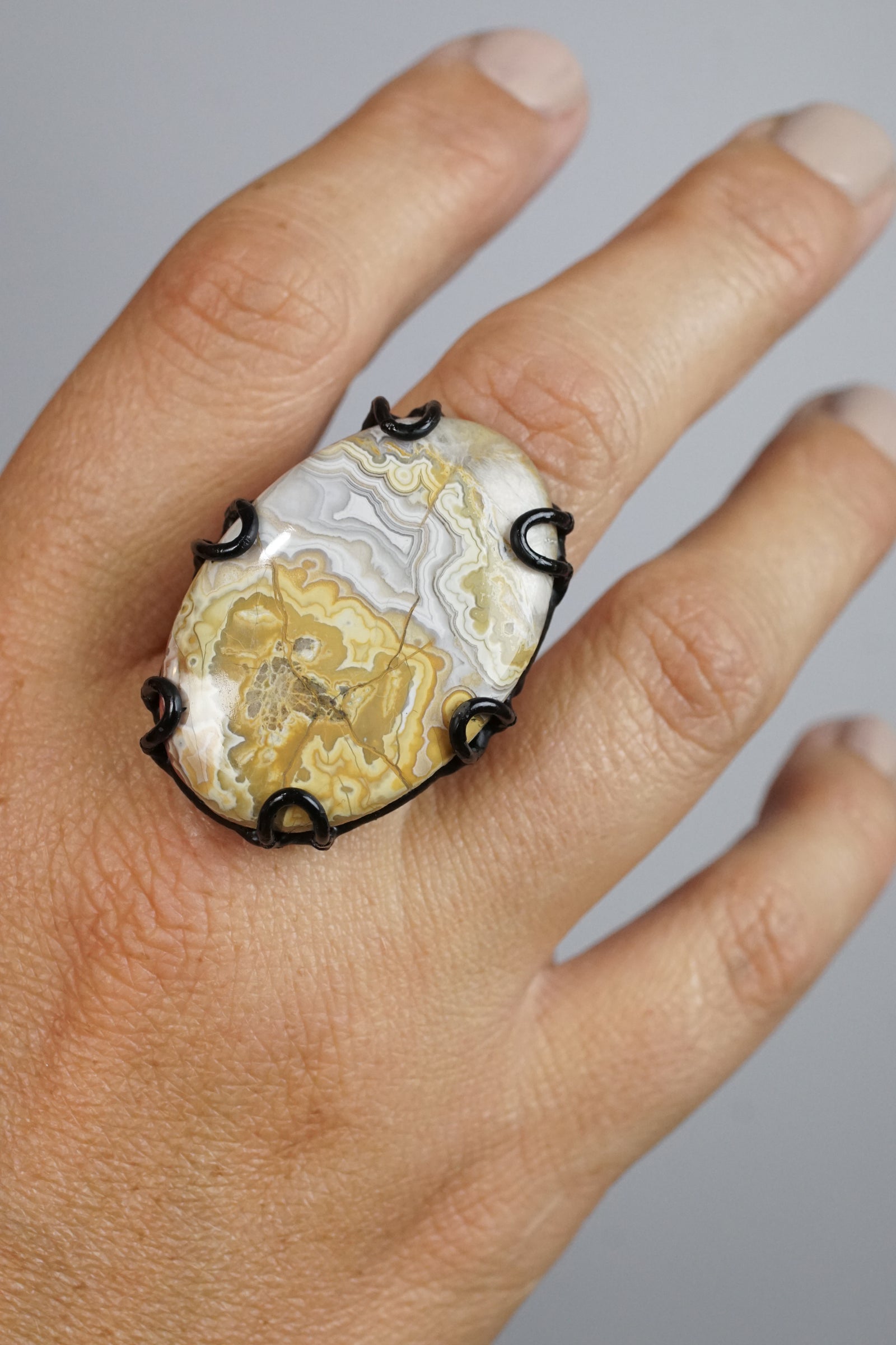 Coleur Ring / Size 8.5