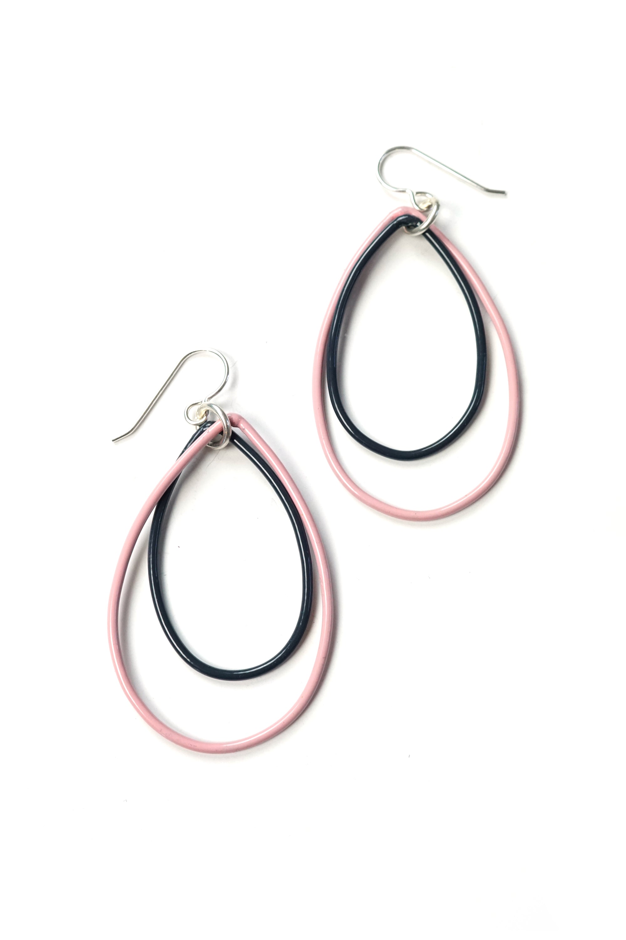 Eva earrings in Bubble Gum and Midnight Grey