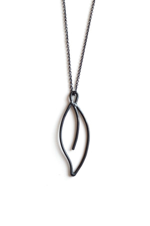 Replier Necklace in black steel, silver, or bronze