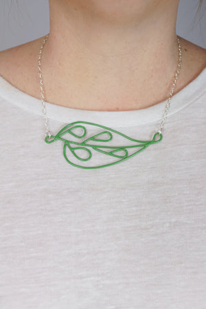 Horizontal Ada Necklace in Fresh Green