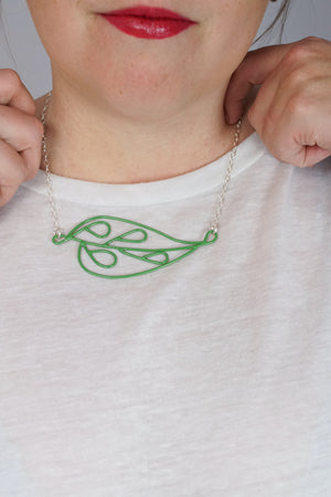 Horizontal Ada Necklace in Fresh Green