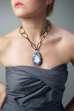 bold Contra necklace