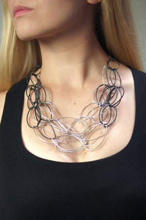 Maya necklace - Shift Collection