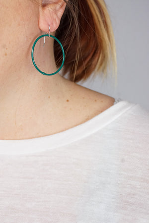 Medium Evident Earrings in Emerald Green