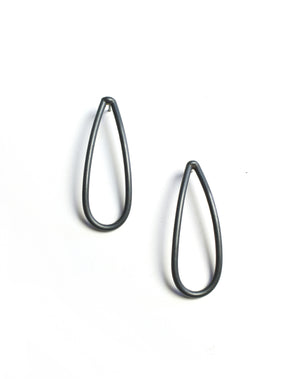 petal post earrings in black