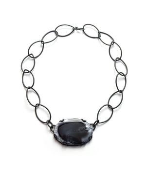 oval Contra Noir necklace