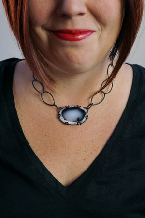 oval Contra necklace