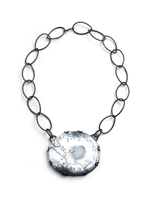 oval Contra necklace