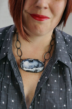 oval Contra necklace