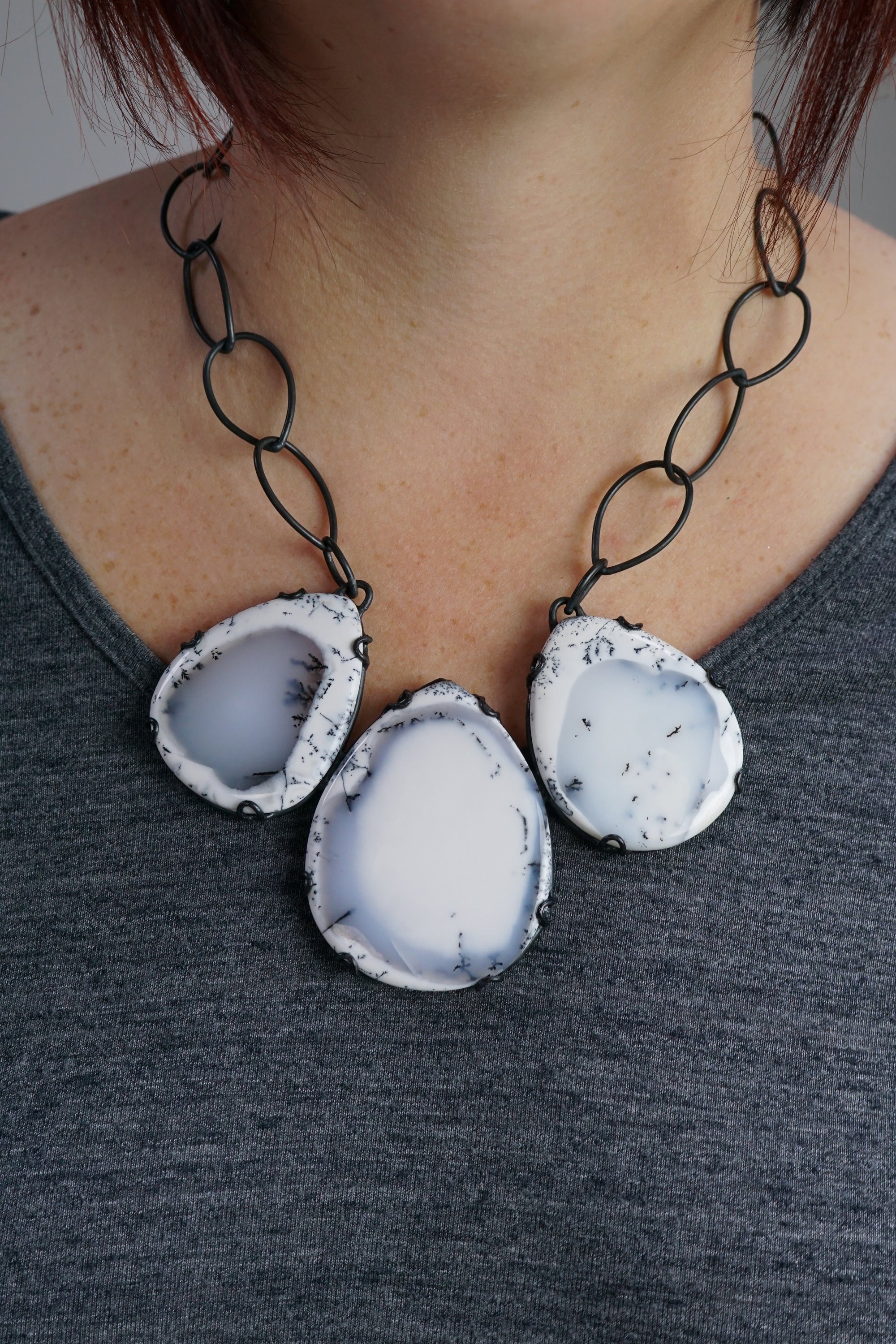 three stone Contra necklace