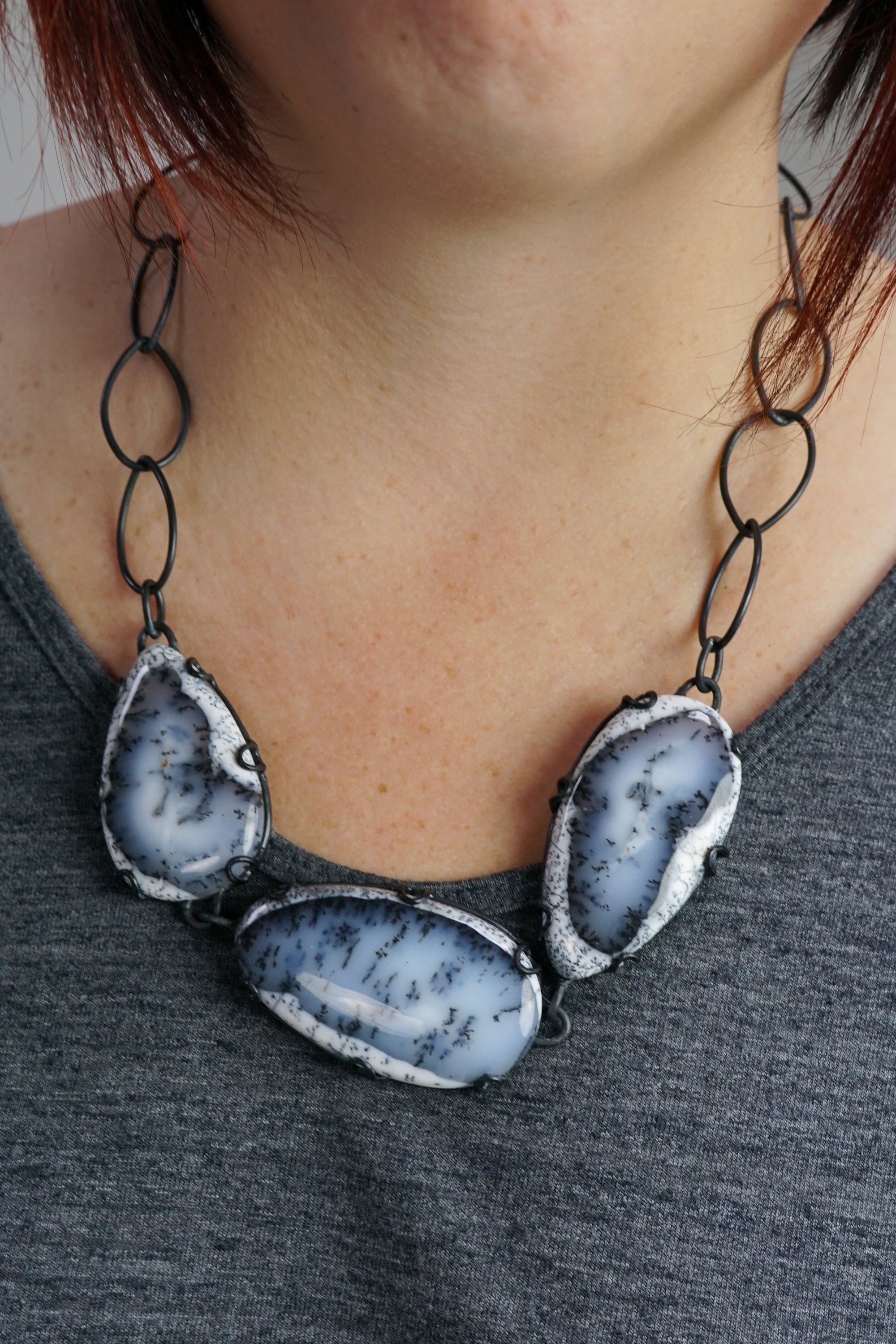 three stone Contra necklace