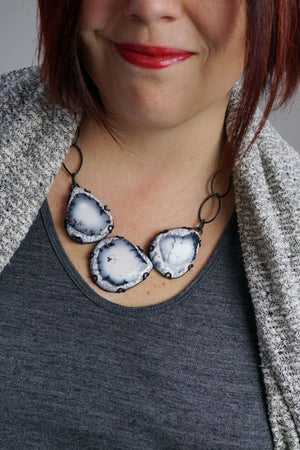 three stone Contra necklace