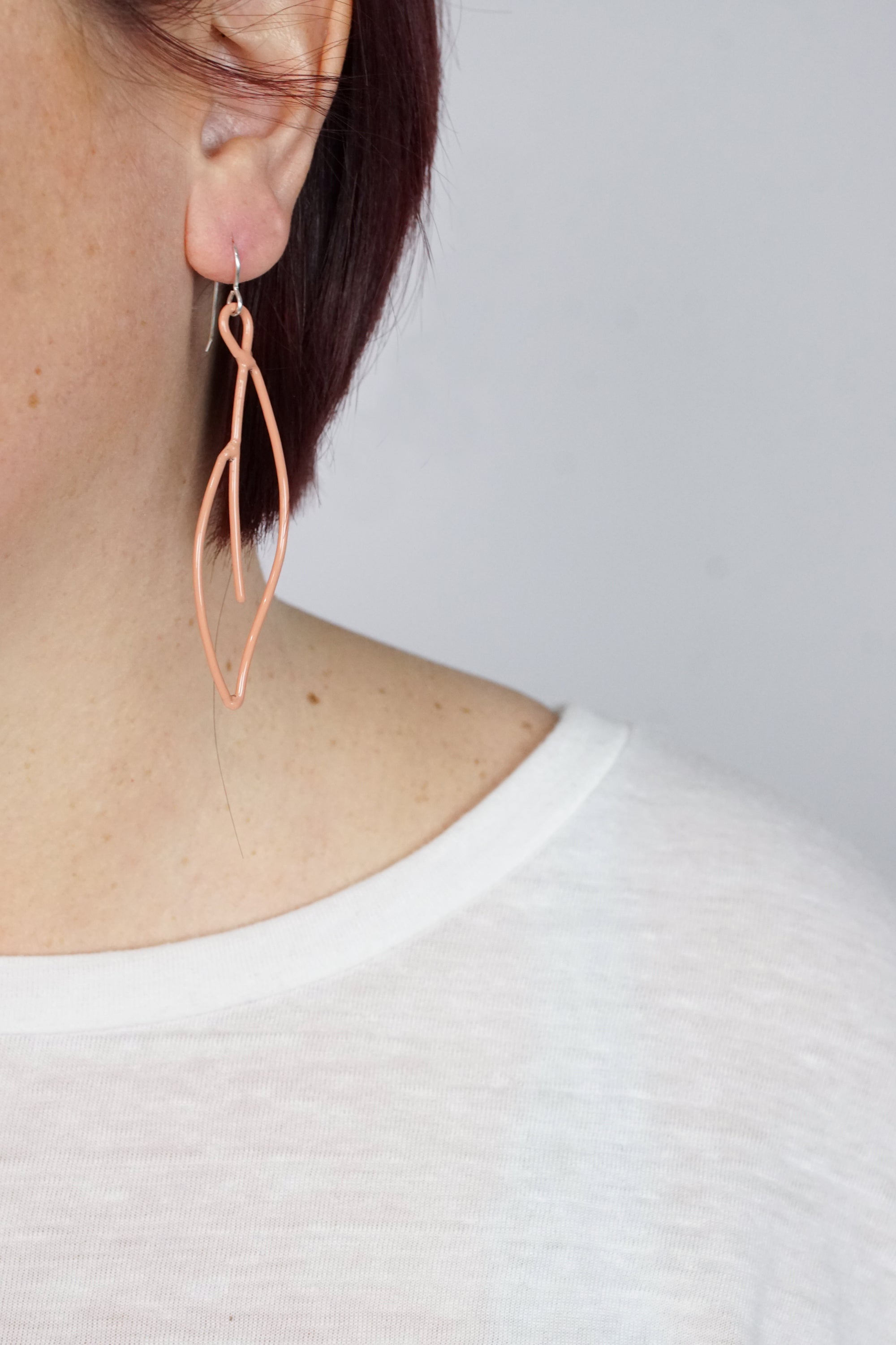 Verdoyante Earrings in Dusty Rose