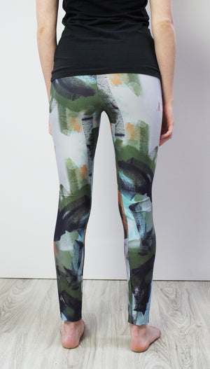 Wellspring Leggings in green and aqua