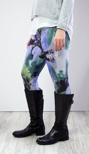 Wellspring Leggings in purple and green